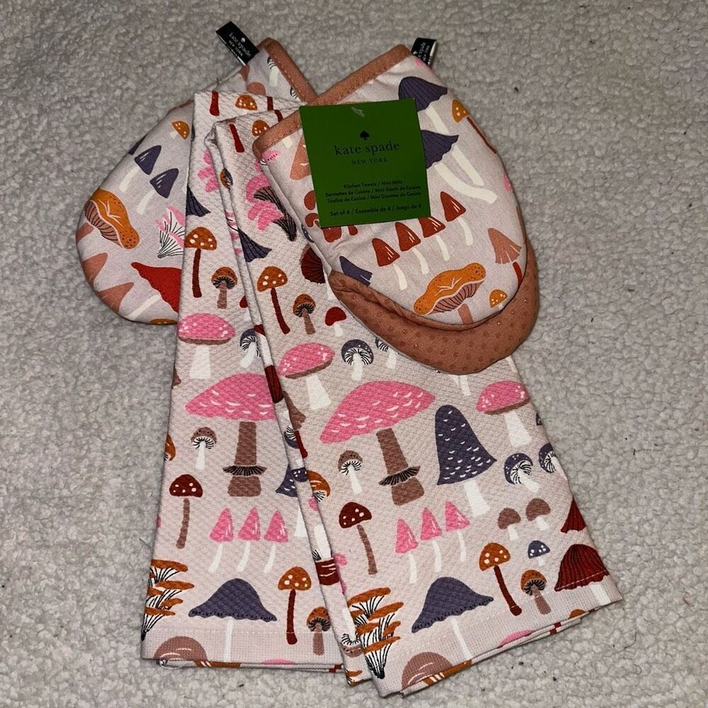 Kate Spade Pink Orange Brown Mushroom Print Kitchen Linen Set NWT